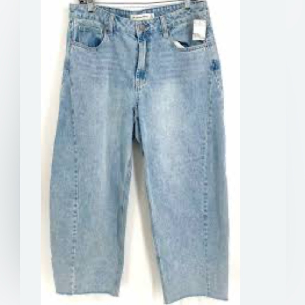 Rebecca Minkoff High Waisted Barrel Jeans 10 Blue NWOT Wide Leg Frayed Classic